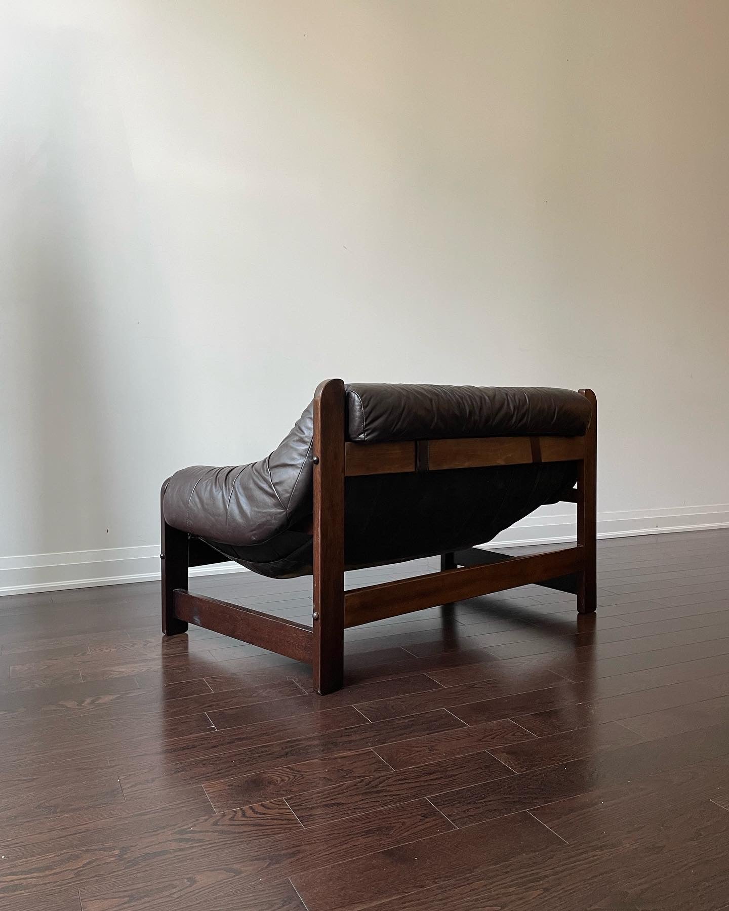 Moveis Corazza Deep Brown Leather & Rosewood Loveseat