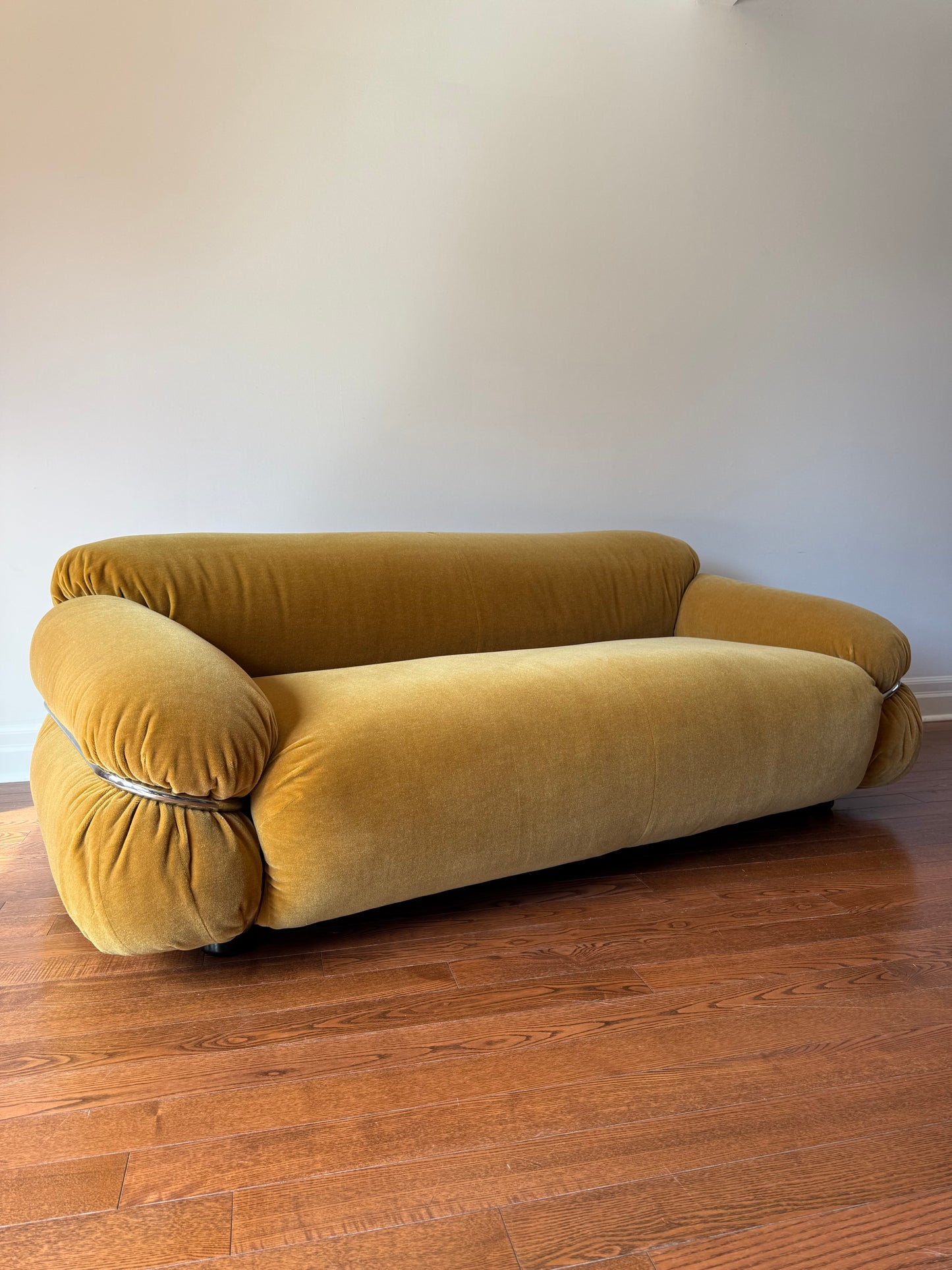 Sesann Loveseat by Gianfranco Frattini for Cassina