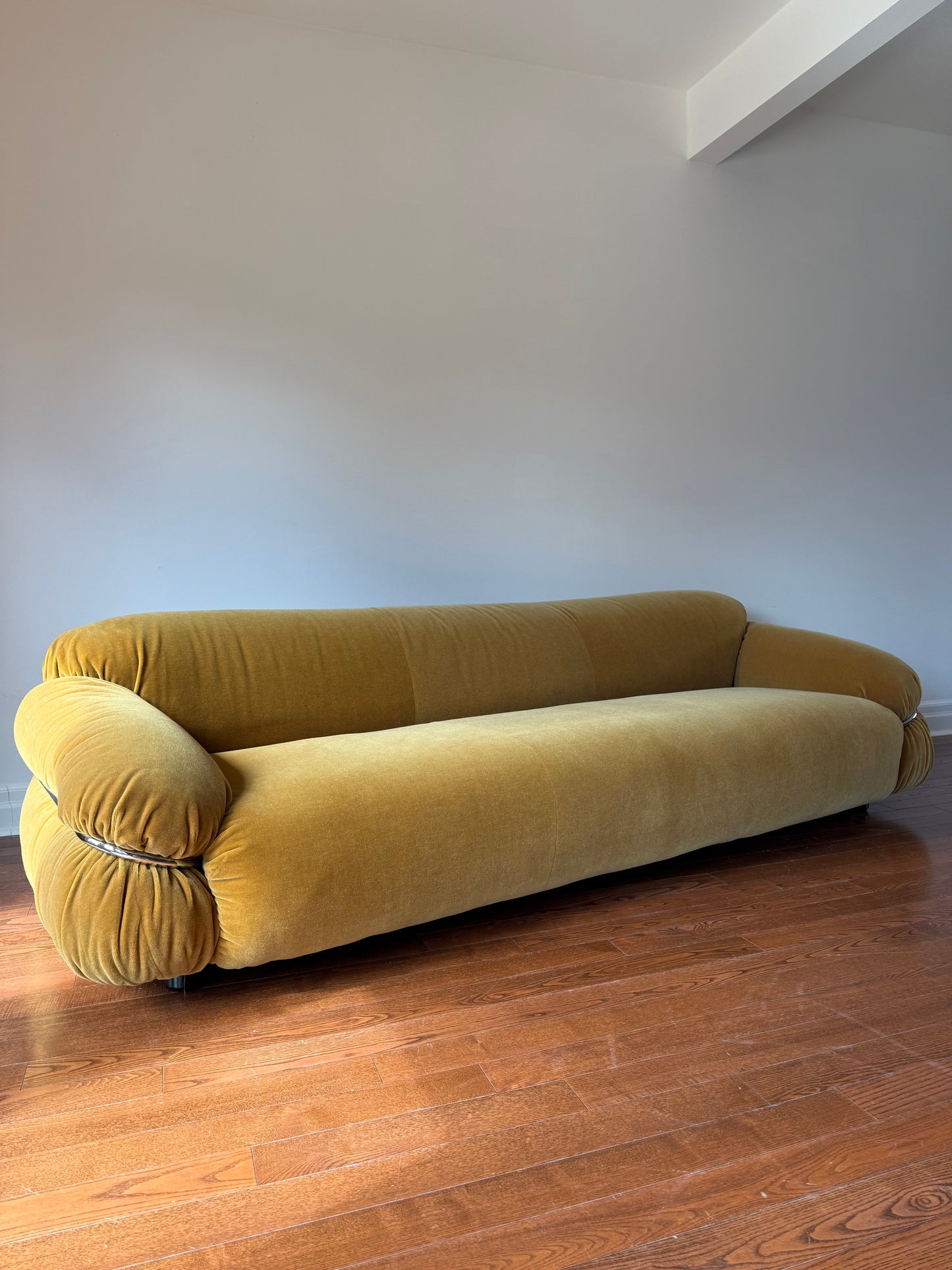 Sesann Sofa by Gianfranco Frattini for Cassina