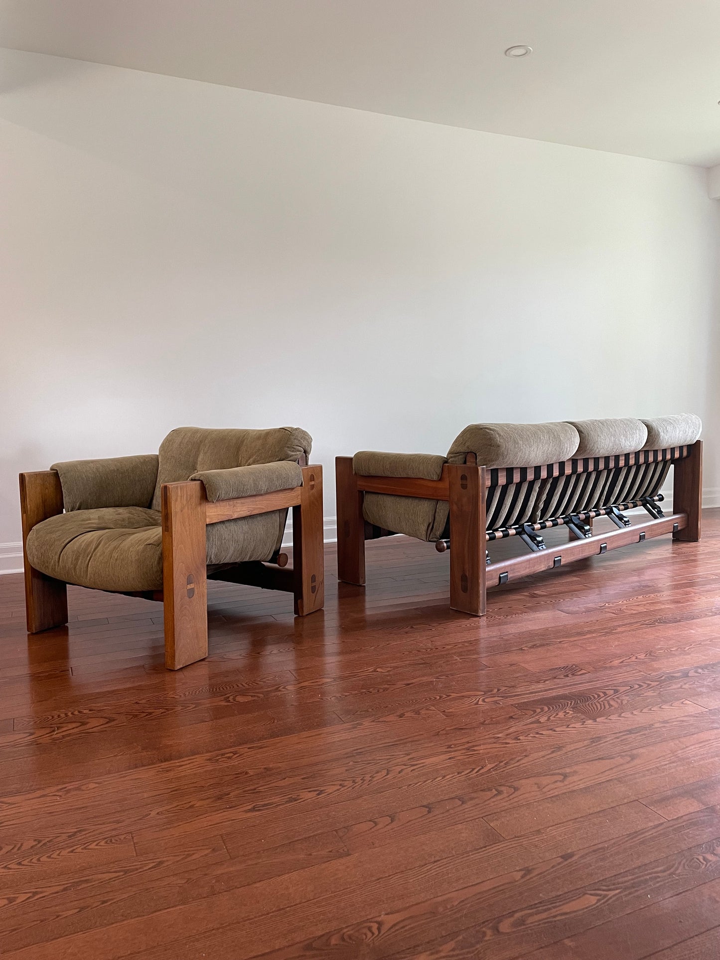 Walnut Sling Sofa c/o Paul Arno, Habitat 67
