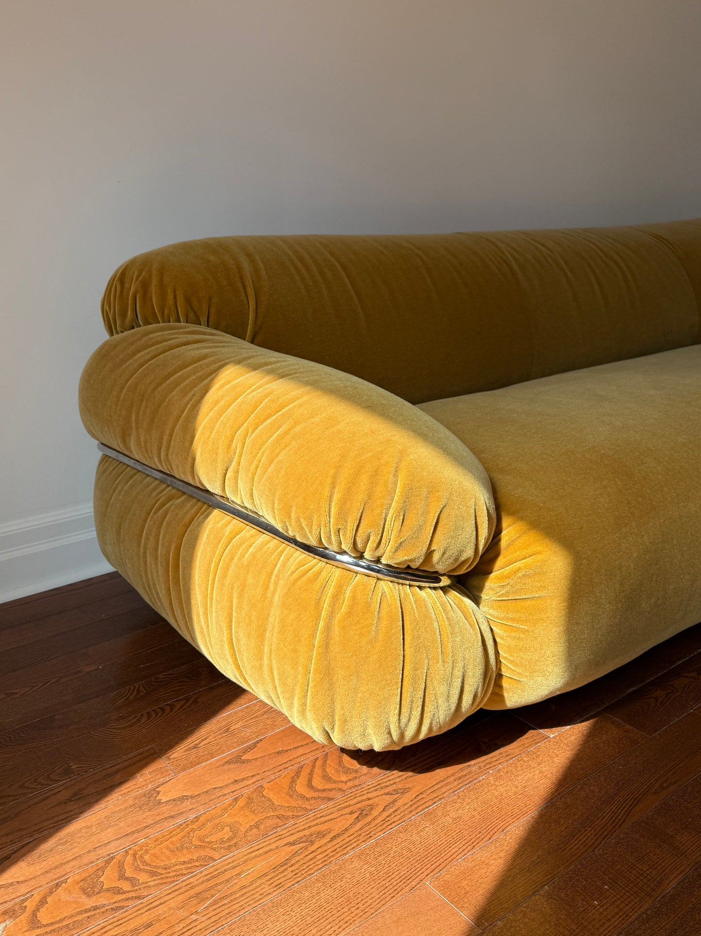Sesann Sofa by Gianfranco Frattini for Cassina
