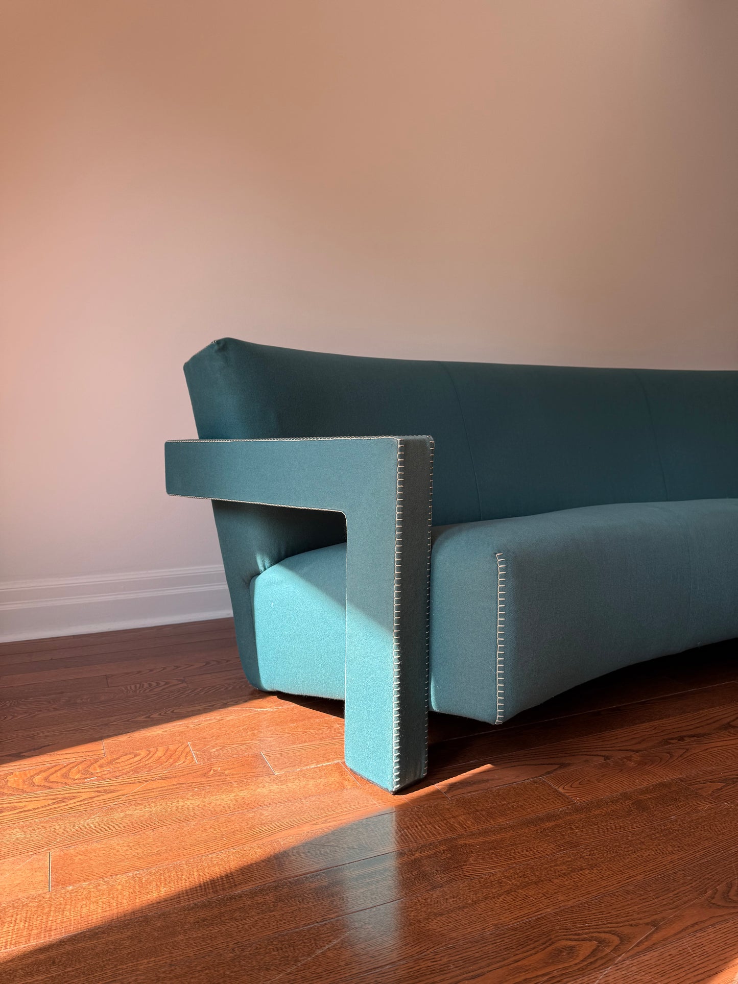 Utrecht Curved Sofa, XL by Gerrit Thomas Rietveld for Cassina