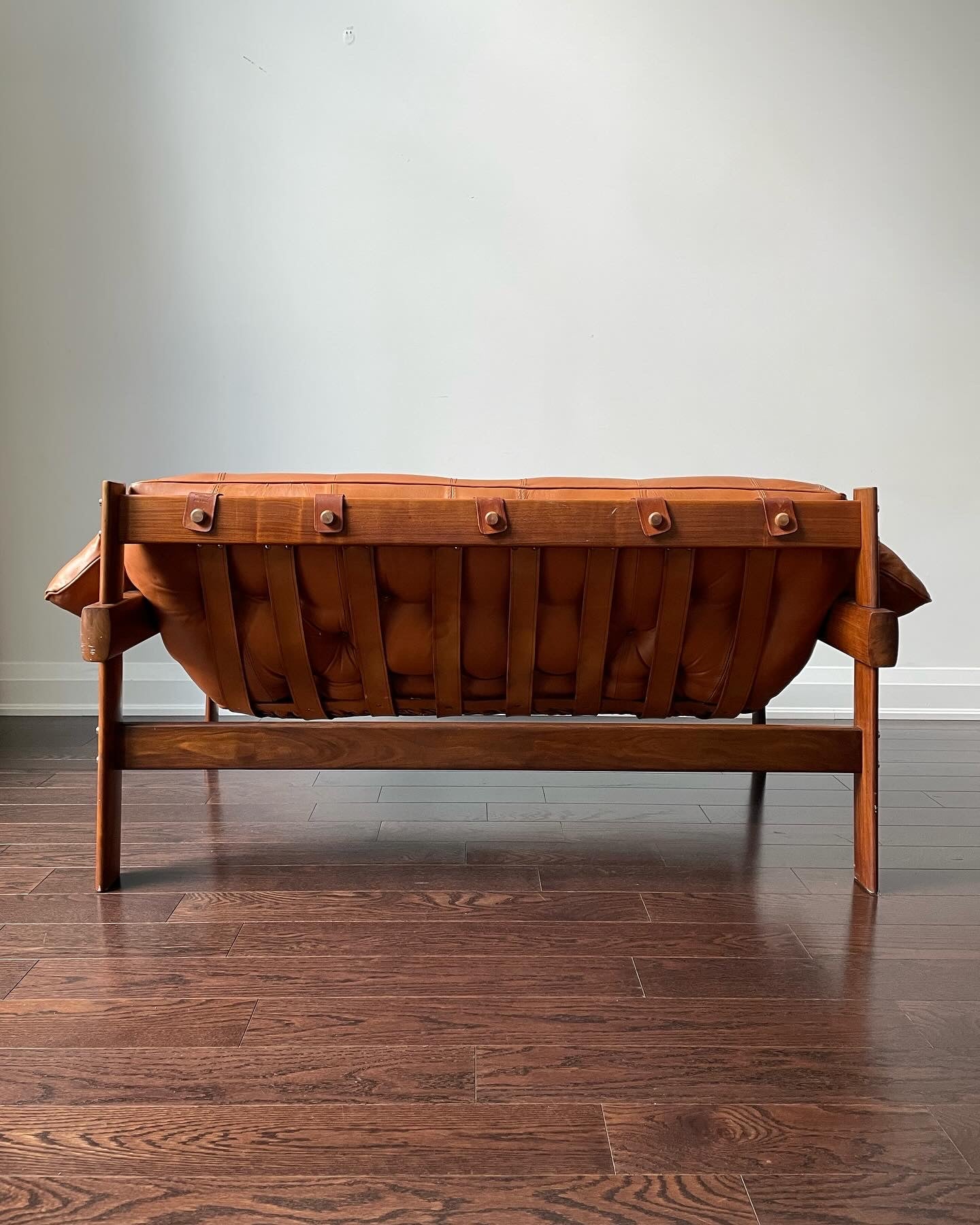 Percival Lafer MP-41 Loveseat