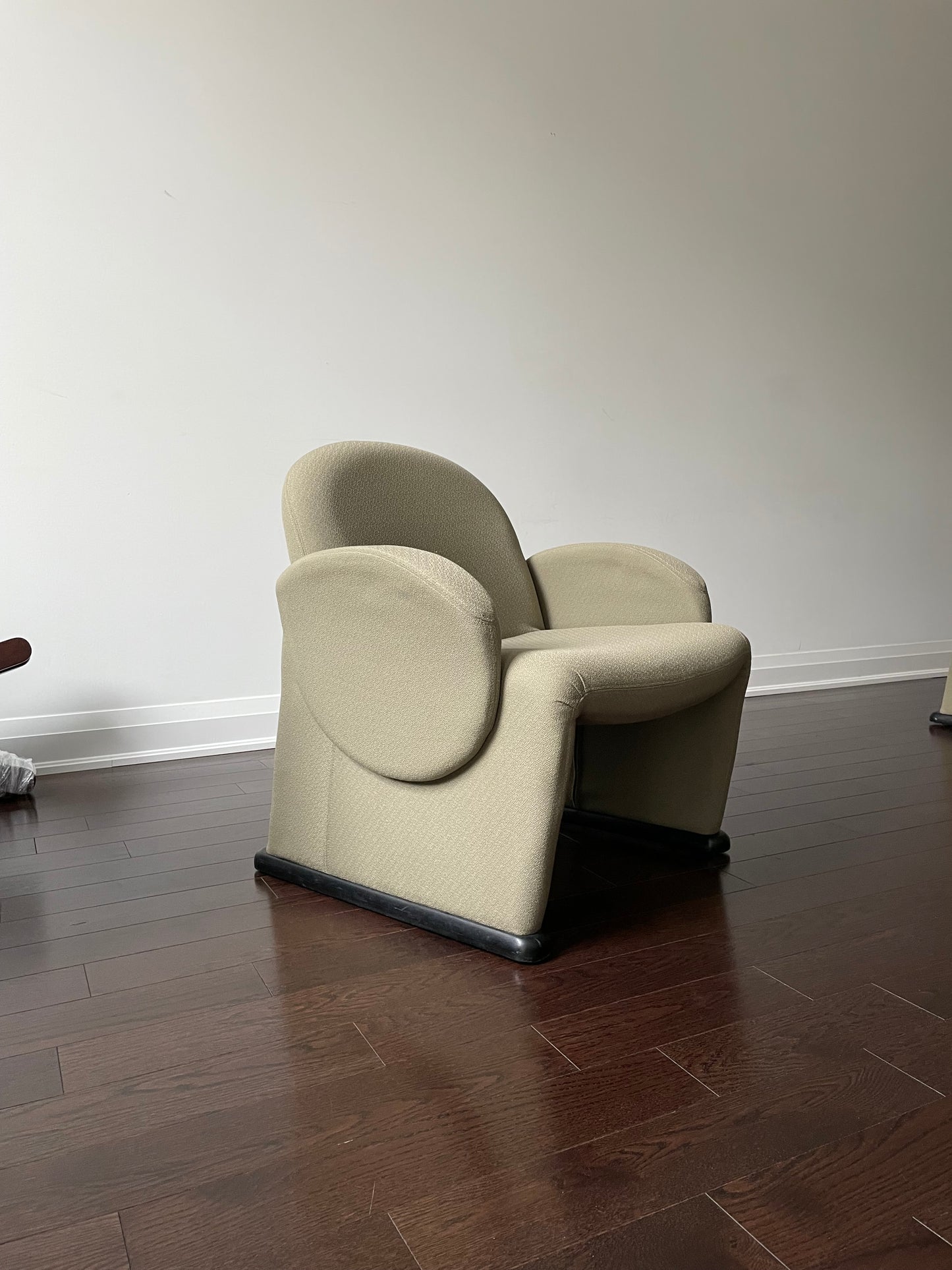 Alky Style Armchair