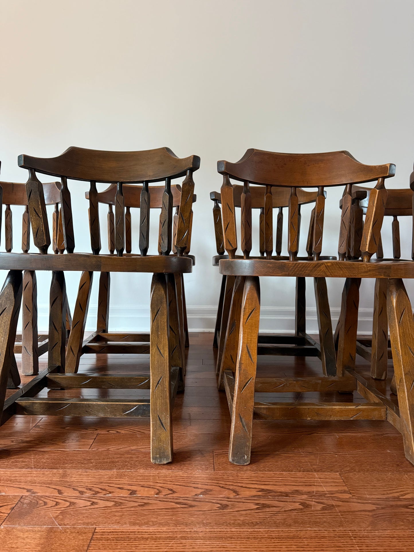 148 x Solid Oak Restaurant, Pub, Bistro or Dining Chairs, 1980 Lo