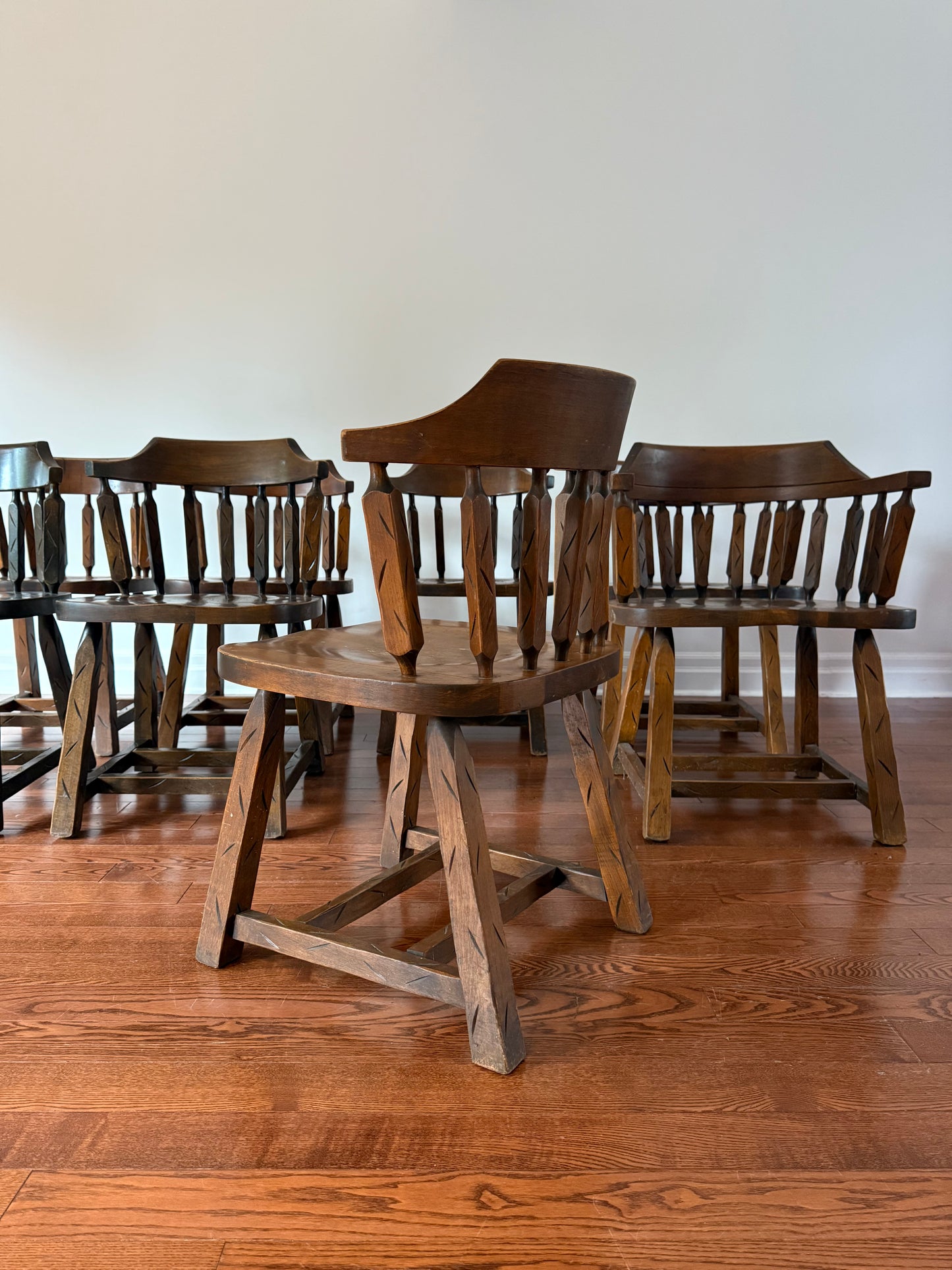 148 x Solid Oak Restaurant, Pub, Bistro or Dining Chairs, 1980 Lo