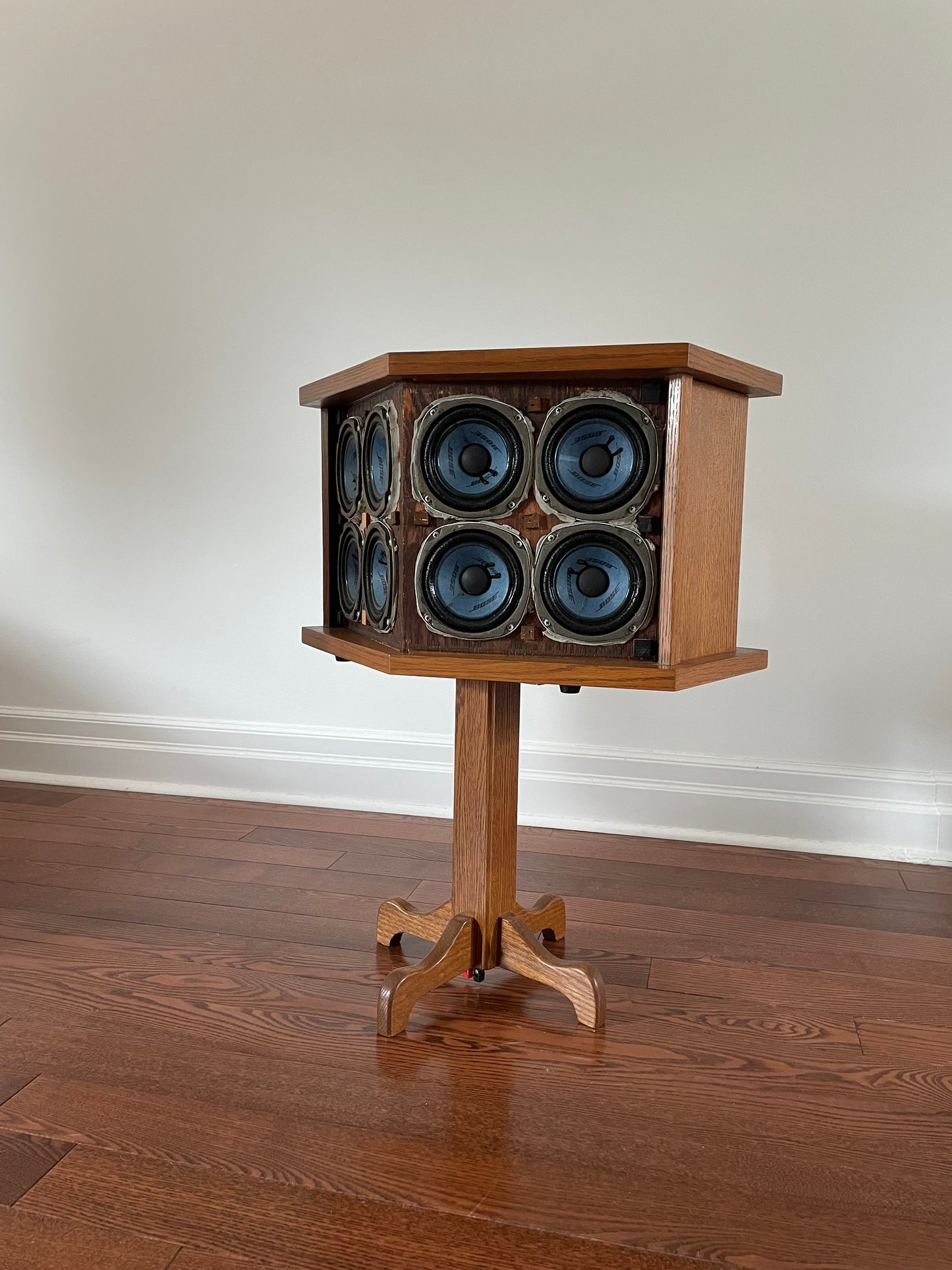 Bose 901 Speakers with Stands