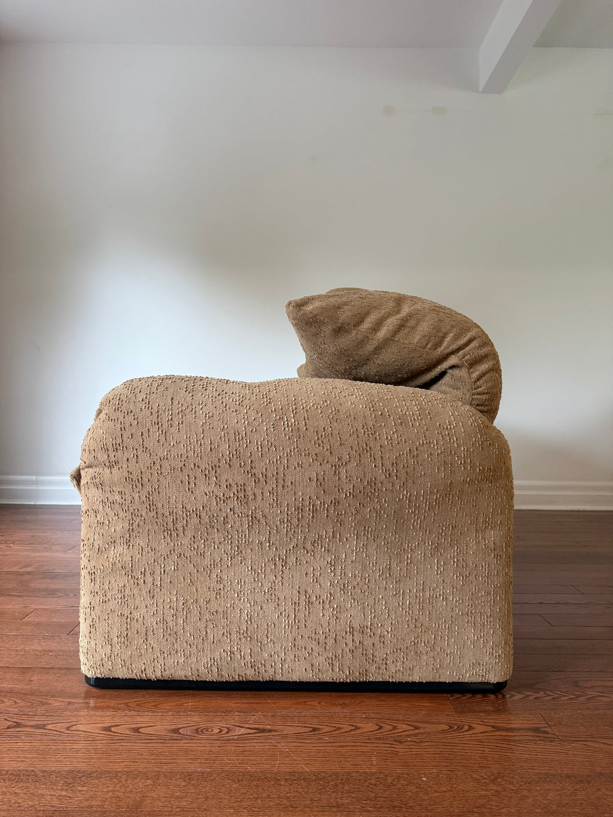 Cassina Maralunga Loveseat, 1970s