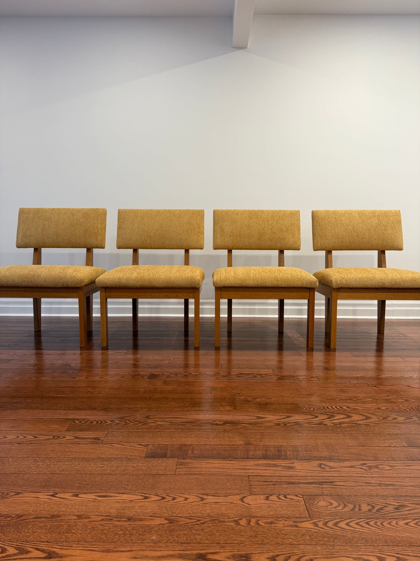 4 x Krug Oak Oversized Dining or Occasional Chairs, 1980