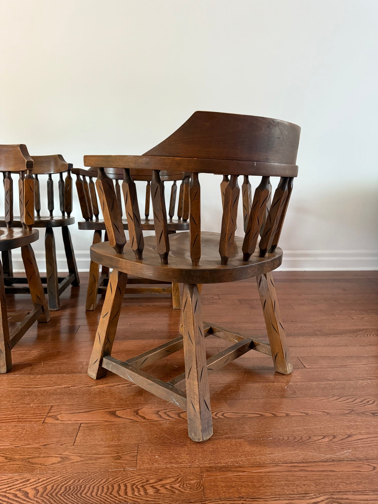 148 x Solid Oak Restaurant, Pub, Bistro or Dining Chairs, 1980 Lo