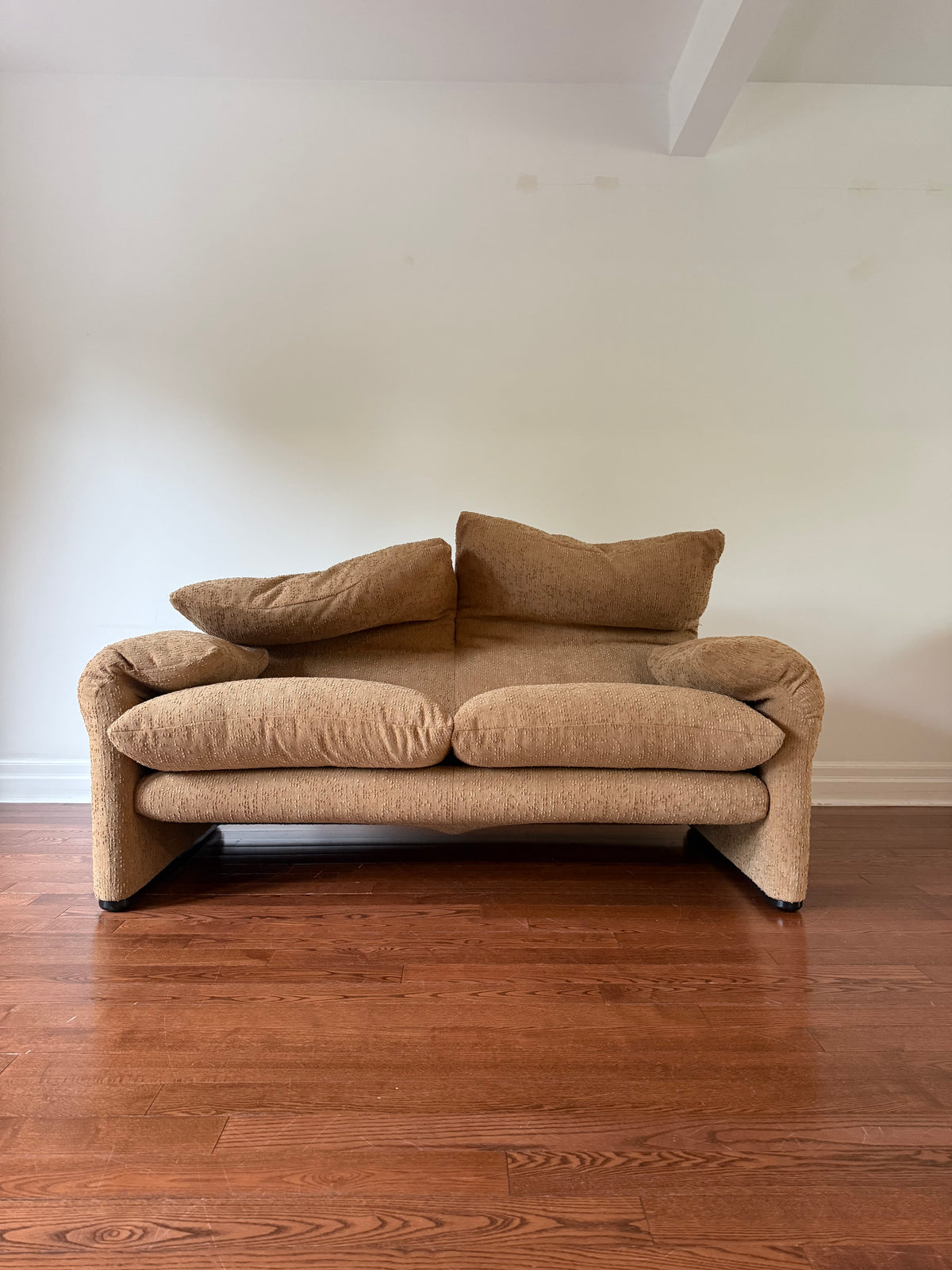Cassina Maralunga Loveseat, 1970s