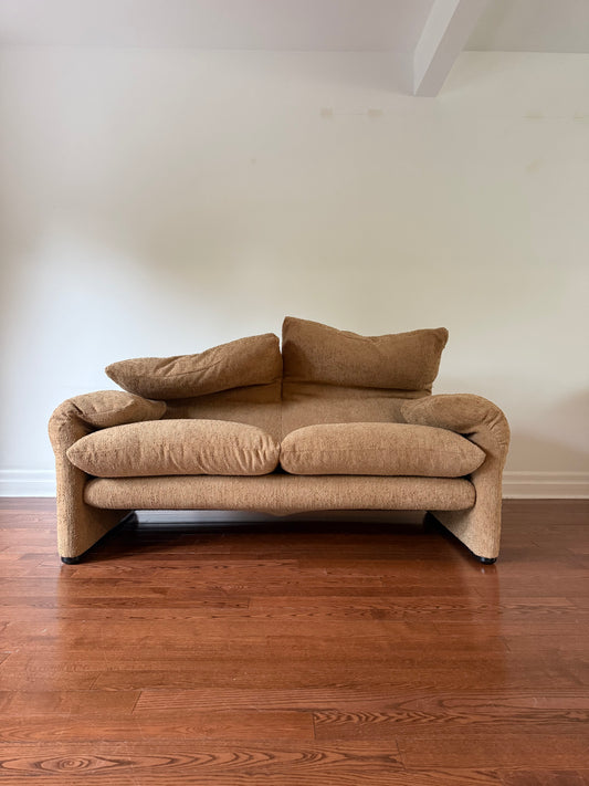 Cassina Maralunga Loveseat, 1970s