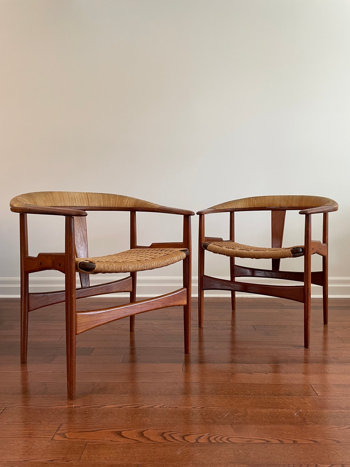 Arne Hovmand-Olsen Model 171 Chairs