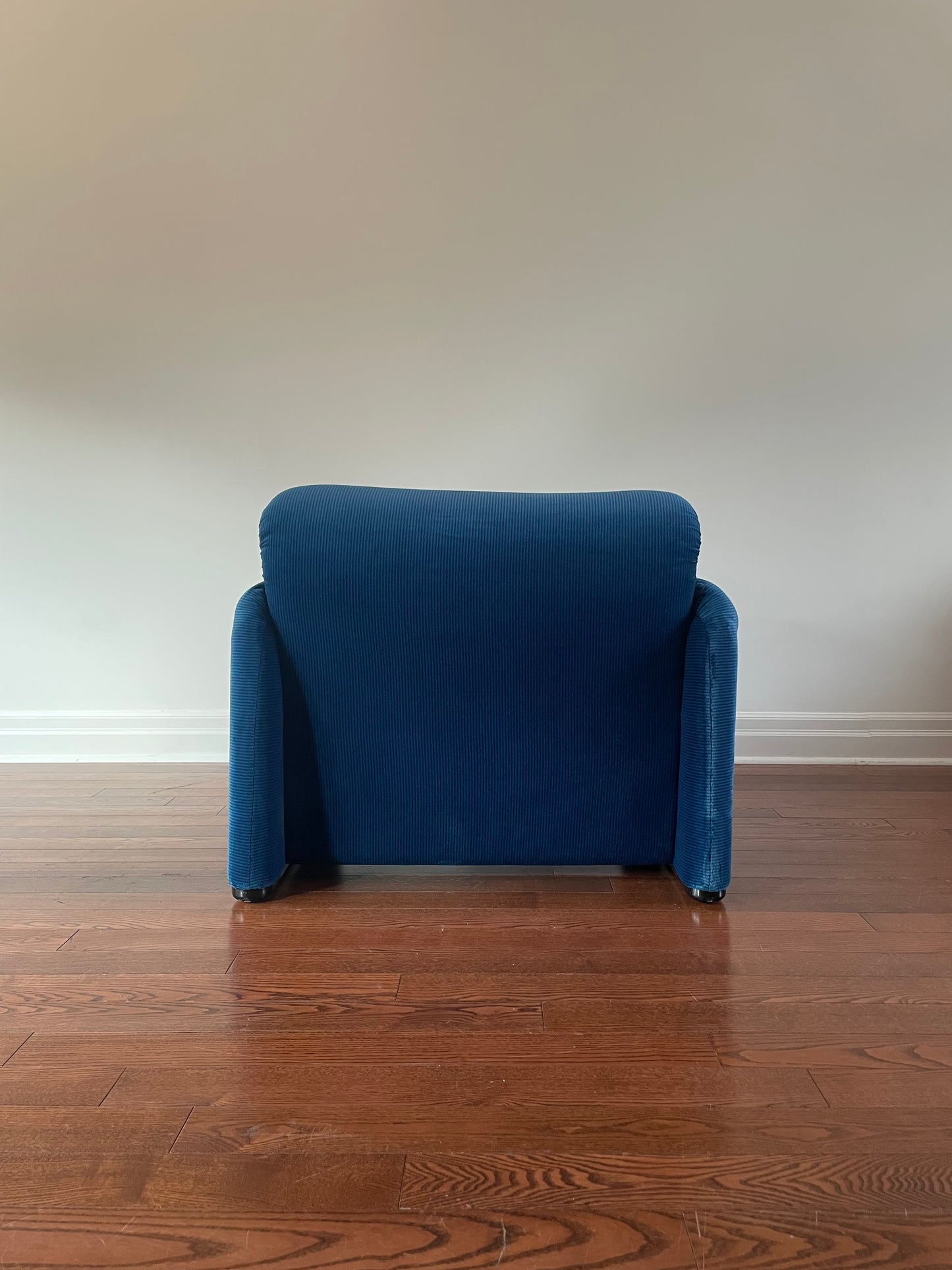 Cassina Maralunga Armchair