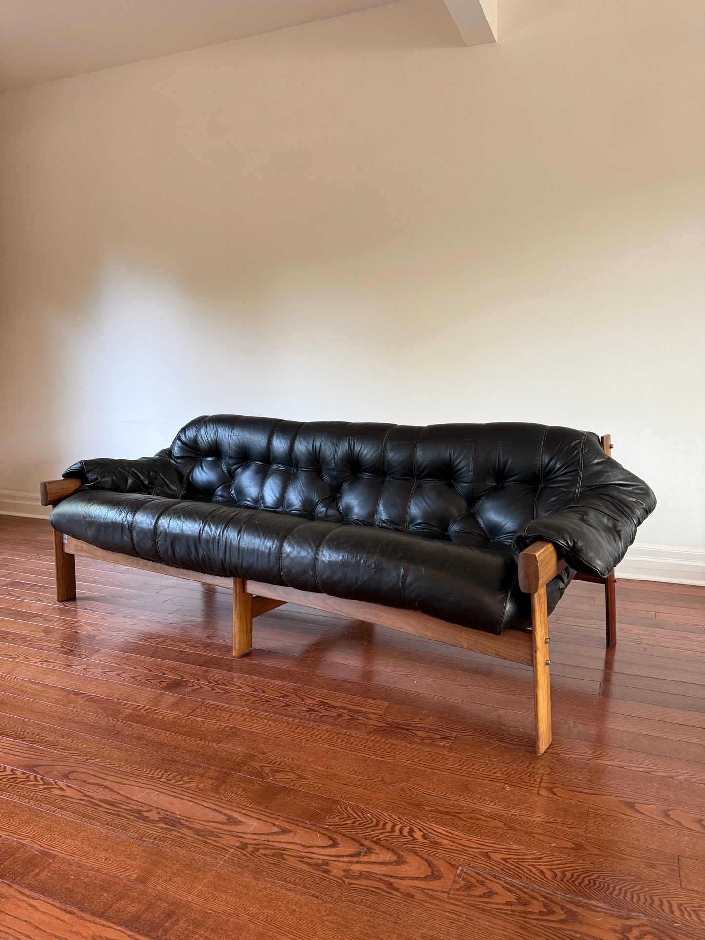 Percival Lafer MP-41 Sofa