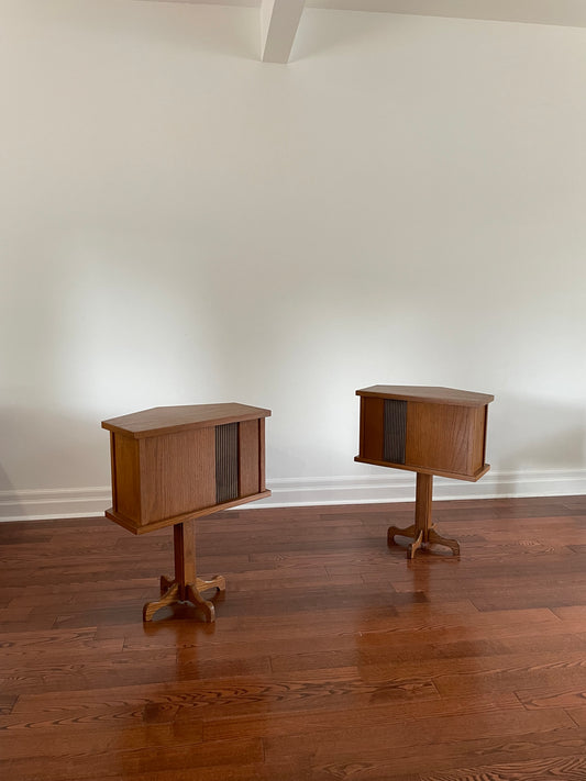 Bose 901 Speakers with Stands