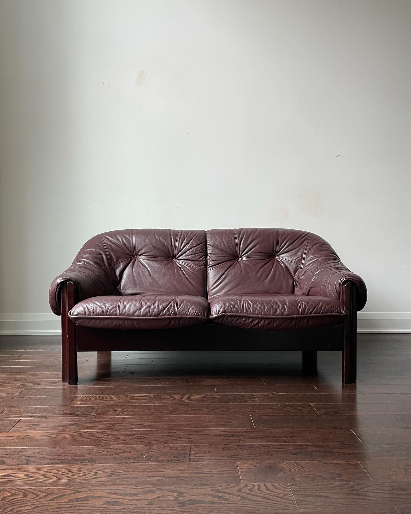 Probel Oxblood Leather Sofa, Loveseat & Armchair