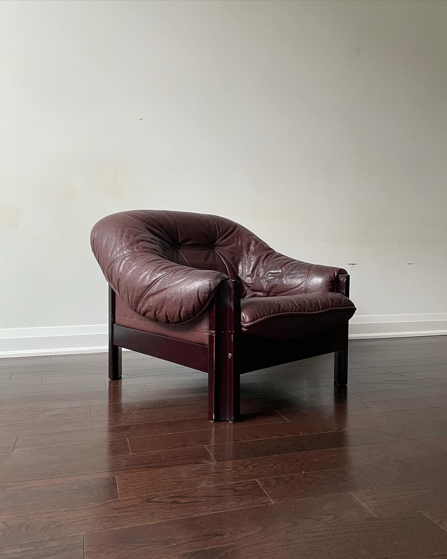 Probel Oxblood Leather Sofa, Loveseat & Armchair